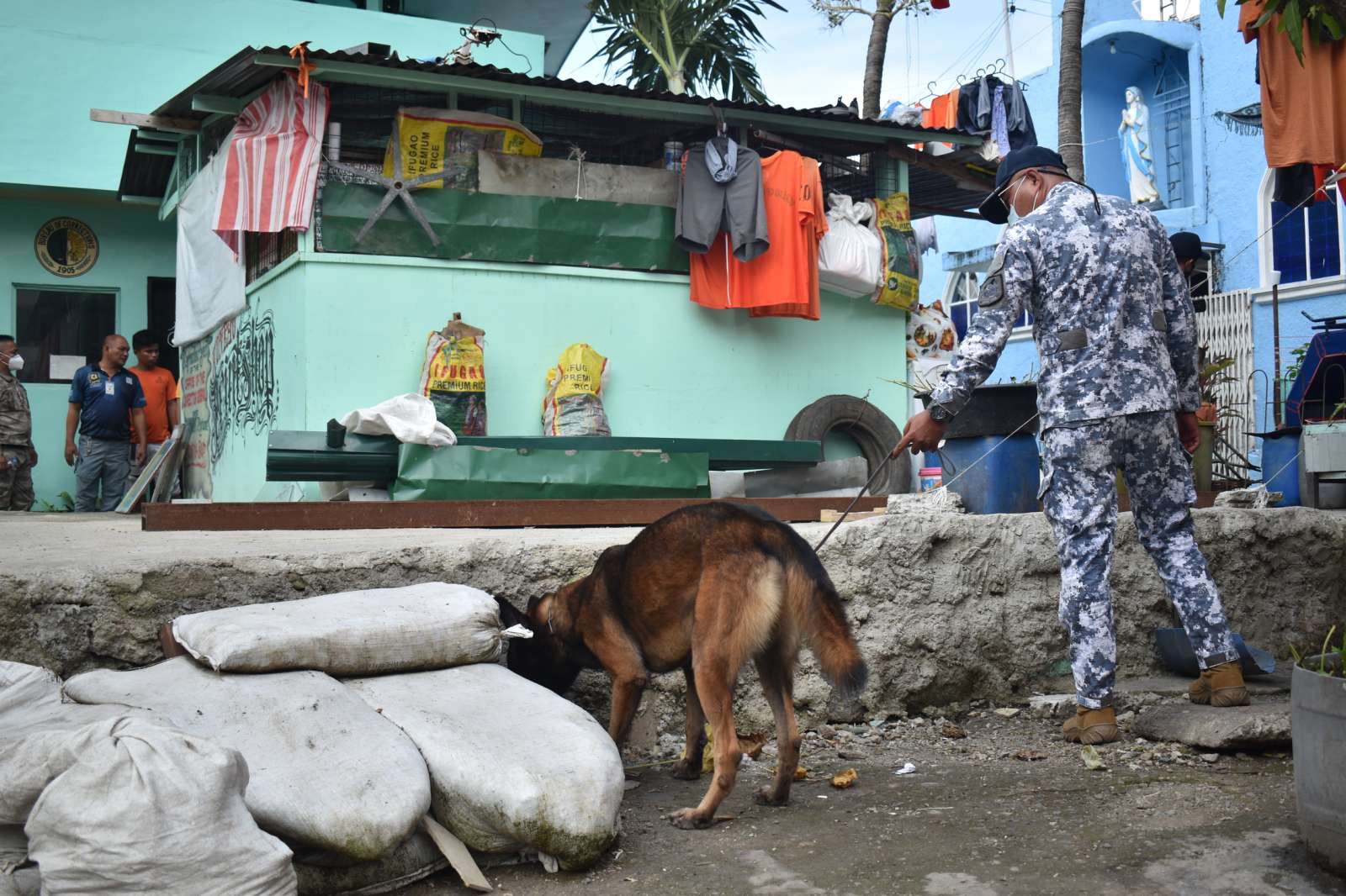 Chopped body found in Bilibid septic tank; authorities scrambling for identification